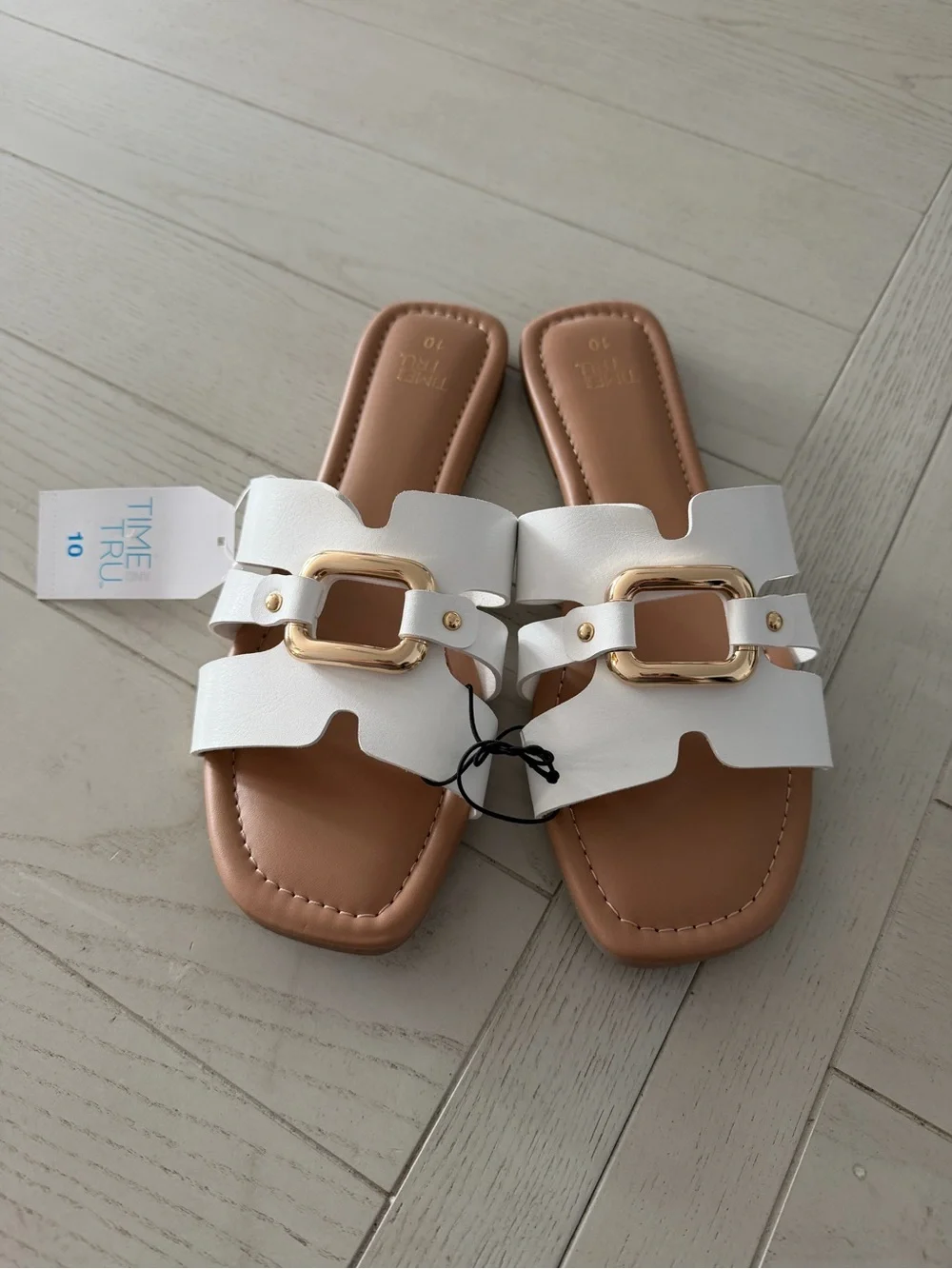 NWT Time and Tru embellished slide
